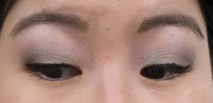 Clinique Eyes To Go Green Greys Closeup-02419